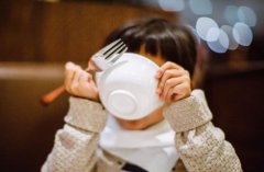 宝宝添加辅食后便秘怎么办？